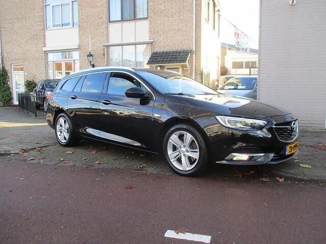Occasion Opel Insignia Innovation 165 PK (121 kW) 2019 Zwart Stationwagen