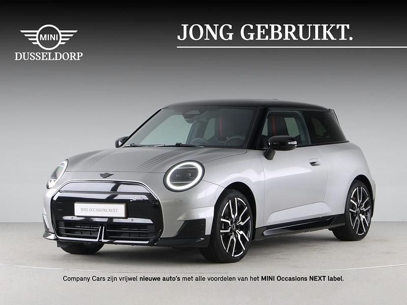 Grijs Nieuw 2025 Mini Cooper SE Hatchback | € 36.750 - Afbeelding 1/4