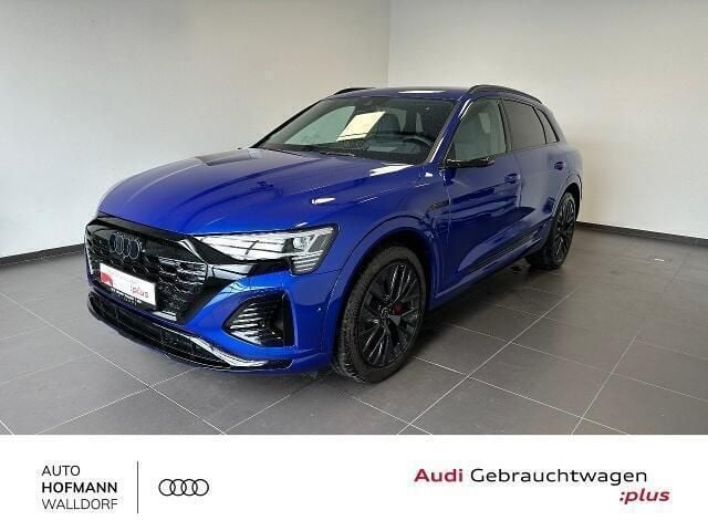 Blauw Gebruikt 2023 Audi Q8 e-tron S-Line SUV | € 77.469 (Iets duurder) - Afbeelding 1/4