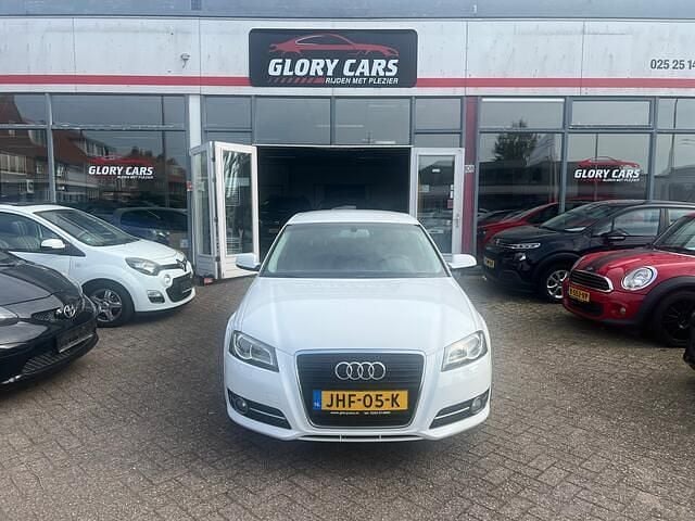 Wit Gebruikt 2012 Audi A3 Sportback Proline Hatchback | € 7.750 (Goede deal) - Afbeelding 1/4