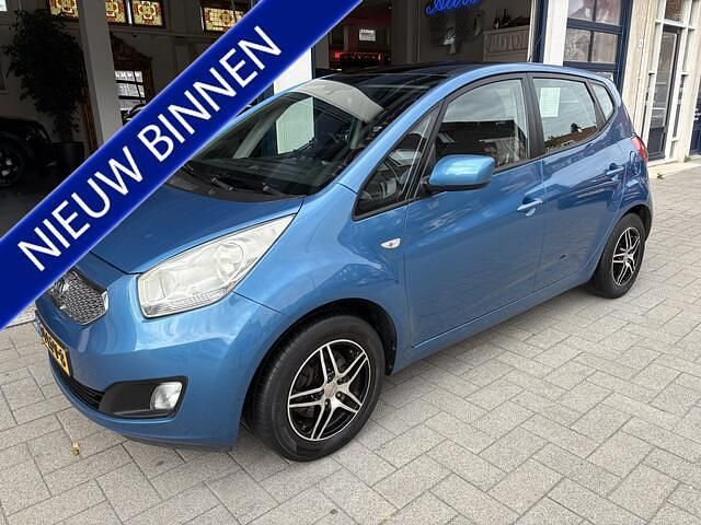 Blauw Gebruikt 2010 Kia Venga Hatchback | € 4.999 (Eerlijke prijs) - Afbeelding 1/4