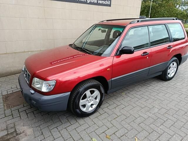 Rood Gebruikt 2000 Subaru Forester SUV | € 3.400 (Duur) - Afbeelding 1/4