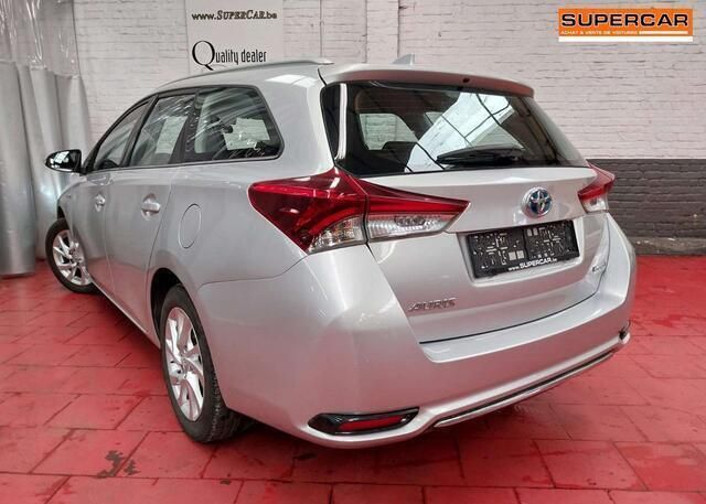 Occasion Toyota Auris 2017 Zilver Stationwagen