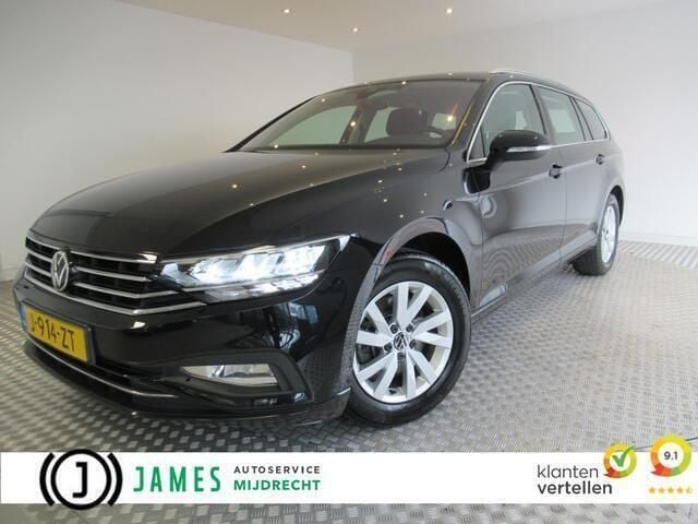 Zwart, metallic lak Gebruikt 2020 VW Passat Business Stationwagen | € 22.945 (Eerlijke prijs) - Afbeelding 1/4