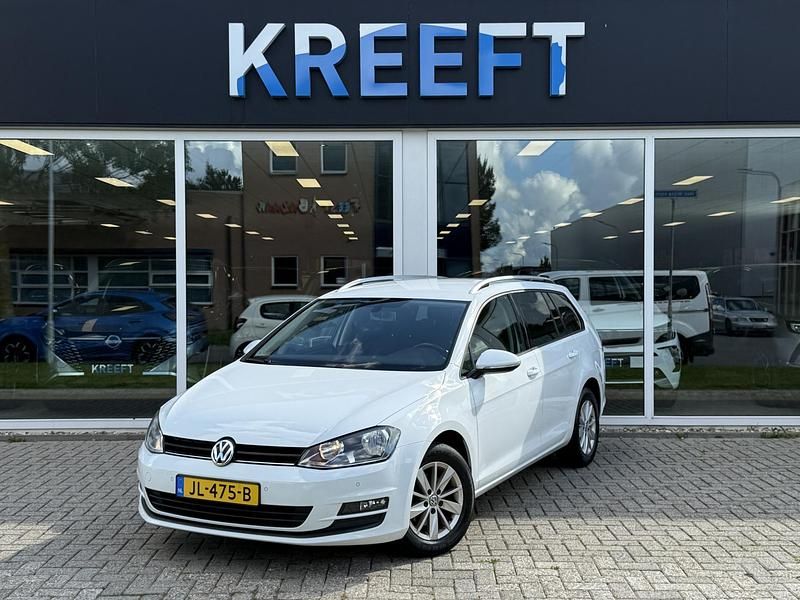 Wit Occasion 2015 VW Golf VII Comfortline Stationwagen | € 10.950 (Eerlijke prijs) - Afbeelding 1/4