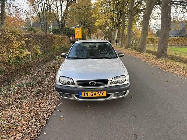 Occasion Toyota Corolla Terra 97 PK (71 kW) 2001 Grijs (metallic) Hatchback