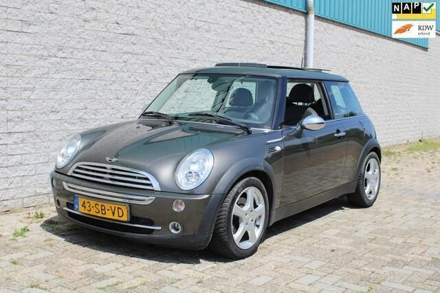 Grijs Gebruikt 2005 Mini Cooper Hatchback | € 3.150 (Super prijs) - Afbeelding 1/4