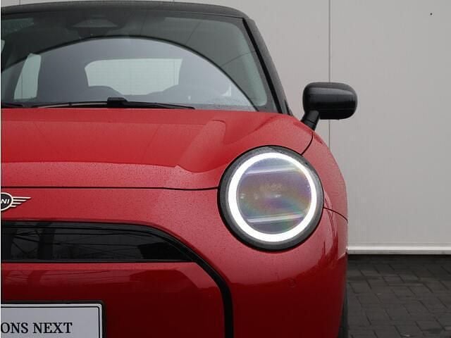 Occasion Mini Cooper Comfort 135 kW (184 PK) 2025 Rood Hatchback