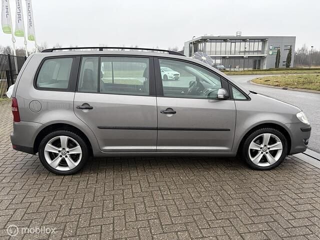 Occasion VW Touran 105 PK (77 kW) 2008 Grijs MPV