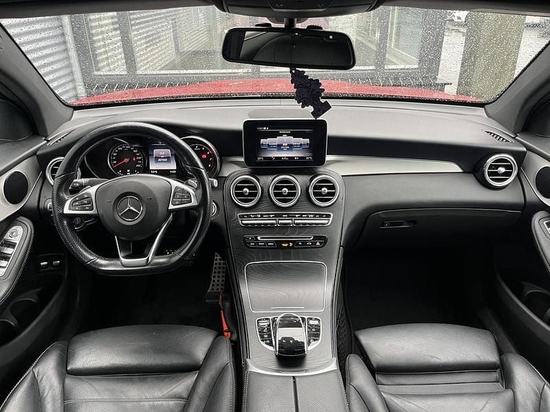 Occasion Mercedes GLC250 Business 211 PK (155 kW) 2020 Rood Coupé