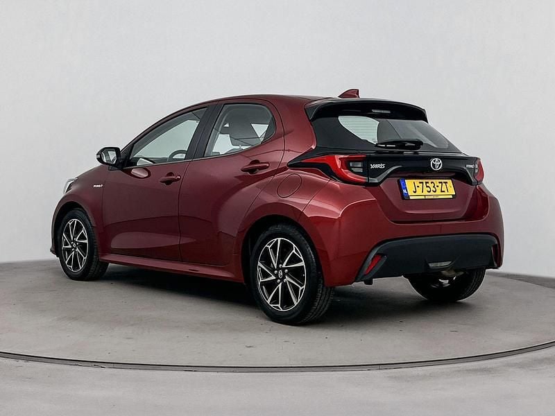 Occasion Toyota Yaris Hybrid 116 PK (85 kW) 2020 Rood Hatchback