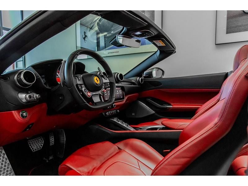 Occasion Ferrari Portofino 601 PK (442 kW) 2018 Grijs (metallic) Cabriolet