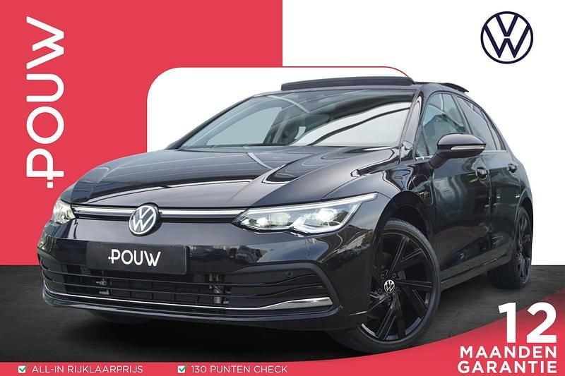 Zwart Gebruikt 2021 VW Golf VIII Style Hatchback | € 26.900 (Eerlijke prijs) - Afbeelding 1/4