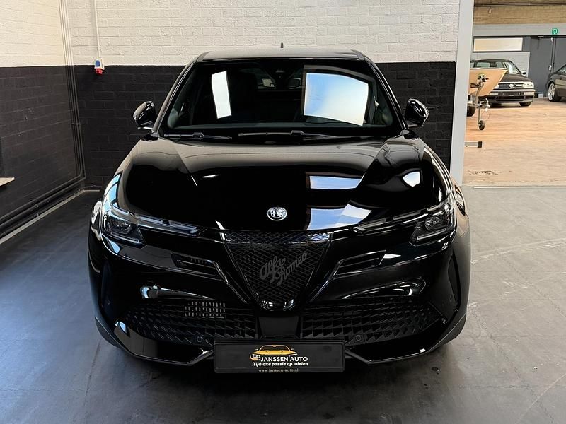 Occasion Alfa Romeo GT Junior 136 PK (100 kW) 2025 Zwart SUV