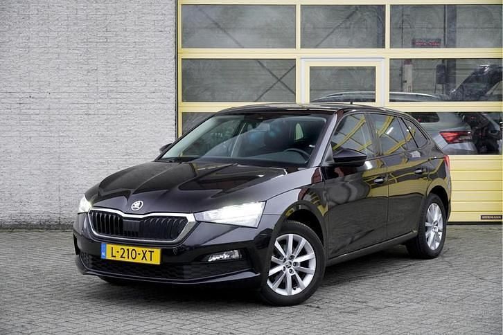 Occasion Skoda Scala 112 PK (82 kW) 2021 Zwart Hatchback