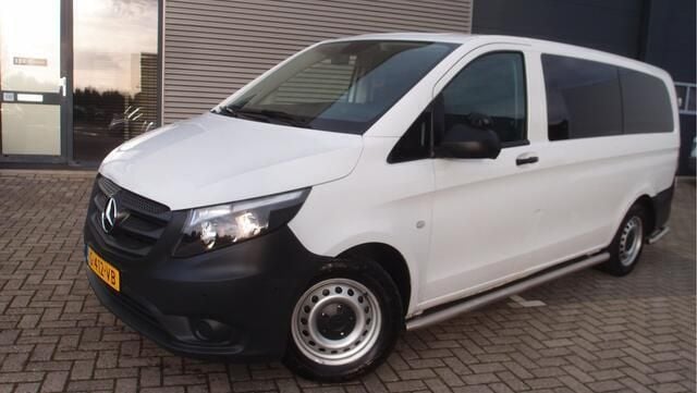 Wit Gebruikt 2020 Mercedes Vito SE MPV | € 20.999 (Eerlijke prijs) - Afbeelding 1/4