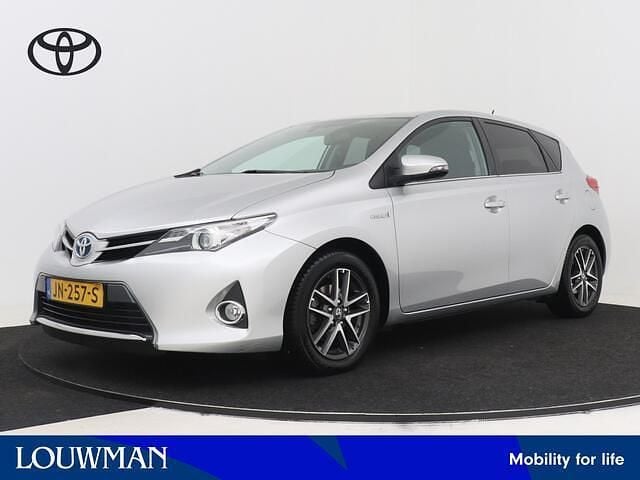 Grijs Gebruikt 2015 Toyota Auris Limited Hatchback | € 11.950 (Eerlijke prijs) - Afbeelding 1/3
