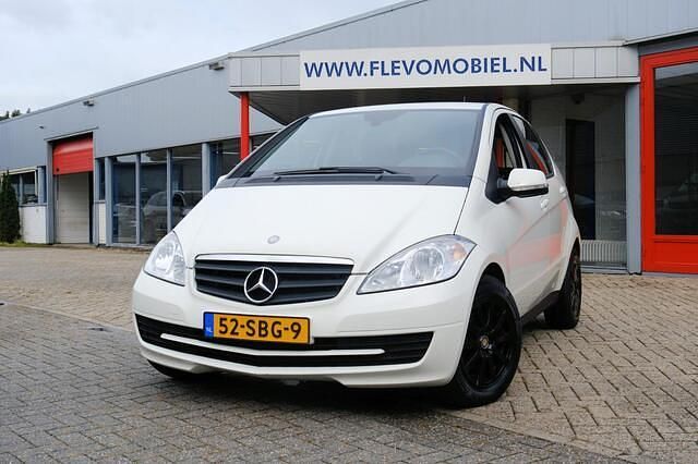 Wit Gebruikt 2011 Mercedes A160 Business MPV | € 6.850 (Duur) - Afbeelding 1/4