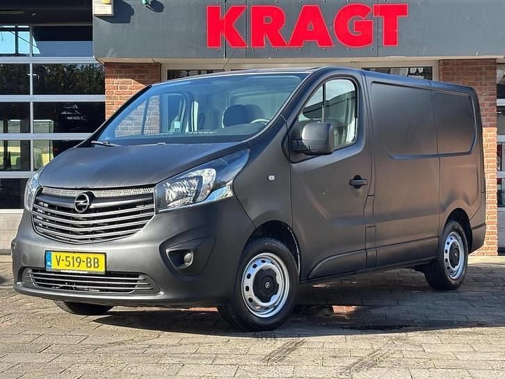 Zwart Gebruikt 2016 Opel Vivaro Edition Van | € 7.950 (Super prijs) - Afbeelding 1/1