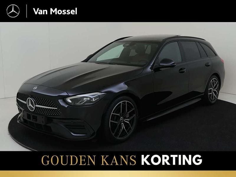 Zwart Nieuw 2024 Mercedes C180 AMG line Stationwagen | € 58.995 (Goede deal) - Afbeelding 1/4