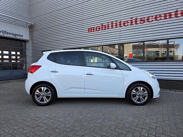 Occasion Kia Venga 124 PK (91 kW) 2019 Wit Hatchback