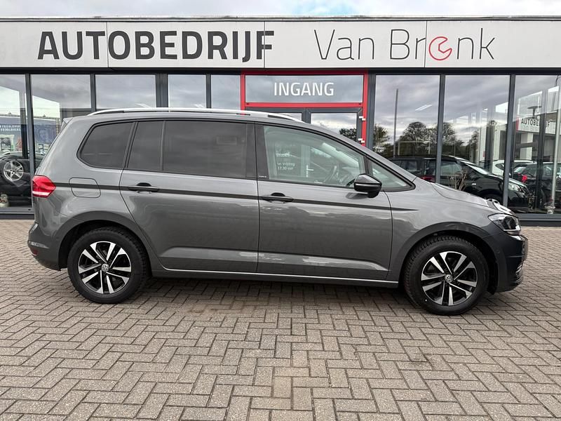 Occasion VW Touran Comfortline 116 PK (85 kW) 2019 Grijs MPV