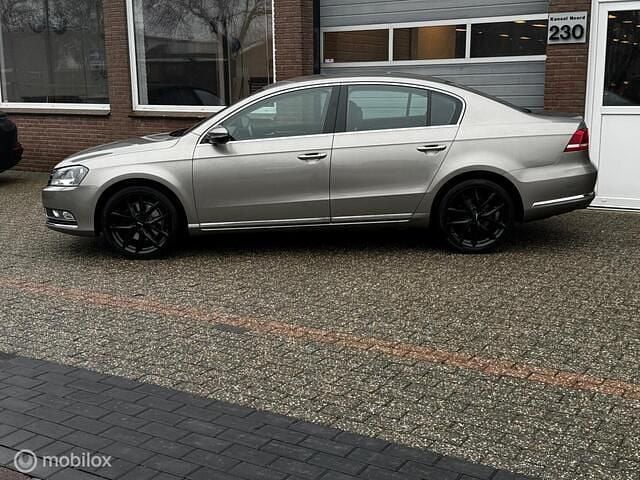 Occasion VW Passat 123 PK (90 kW) 2012 Bruin Sedan