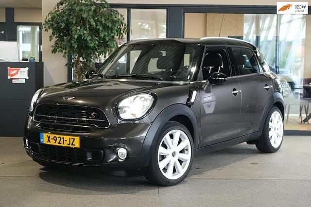 Bruin Gebruikt 2016 Mini Cooper S Countryman Chili SUV | € 14.450 (Eerlijke prijs) - Afbeelding 1/4