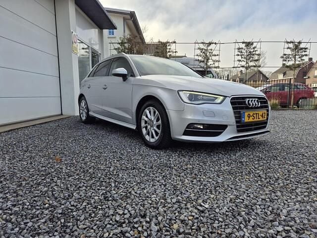 Occasion Audi A3 Sportback 110 PK (80 kW) 2013 Grijs (metallic) Hatchback
