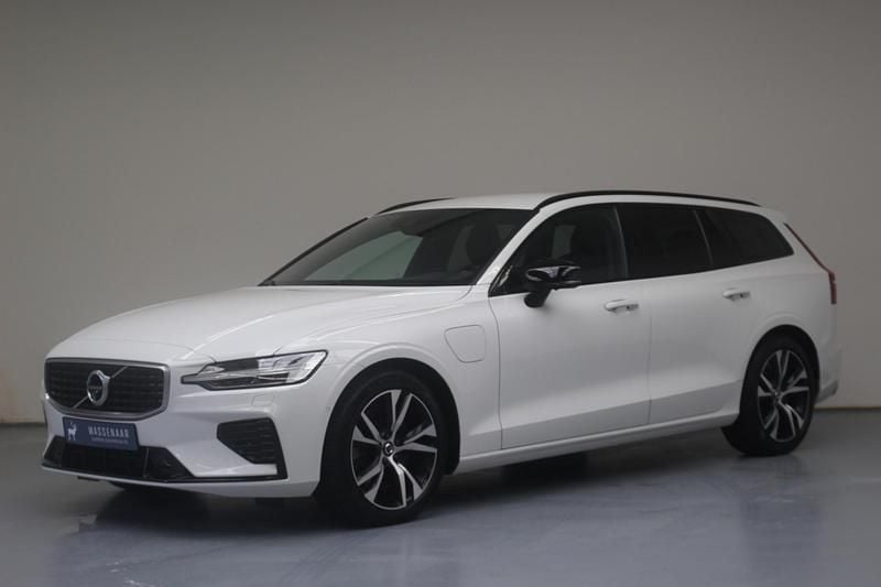 Wit Gebruikt 2020 Volvo V60 R-Design Stationwagen | € 29.750 (Eerlijke prijs) - Afbeelding 1/4