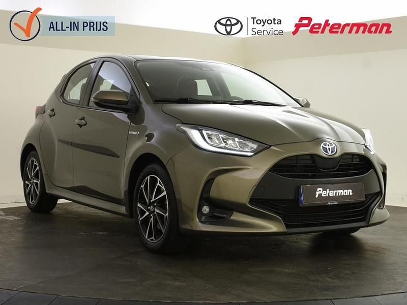 Groen Gebruikt 2021 Toyota Yaris Hatchback | € 17.899 (Eerlijke prijs) - Afbeelding 1/4