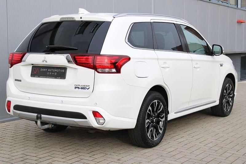 Occasion Mitsubishi Outlander P-HEV 121 PK (88 kW) 2017 Wit SUV
