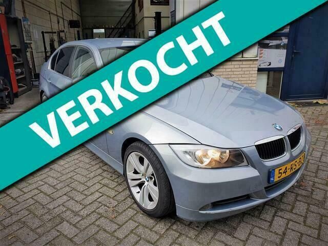 Grijs Gebruikt 2005 BMW 320 Executive Sedan | € 3.350 (Eerlijke prijs) - Afbeelding 1/4