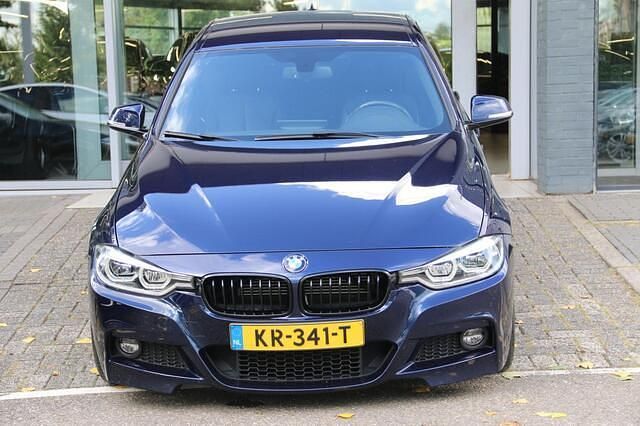 Occasion BMW 330 M Sport 184 PK (135 kW) 2016 Blauw Sedan