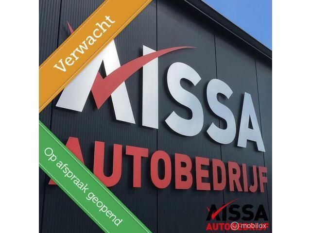Rood Gebruikt 2017 Peugeot 2008 SUV | € 6.499 (Super prijs) - Afbeelding 1/4