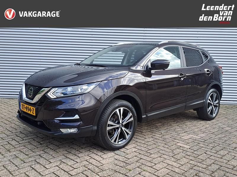 Paars Gebruikt 2018 Nissan Qashqai N-Connecta SUV | € 18.495 (Goede deal) - Afbeelding 1/4