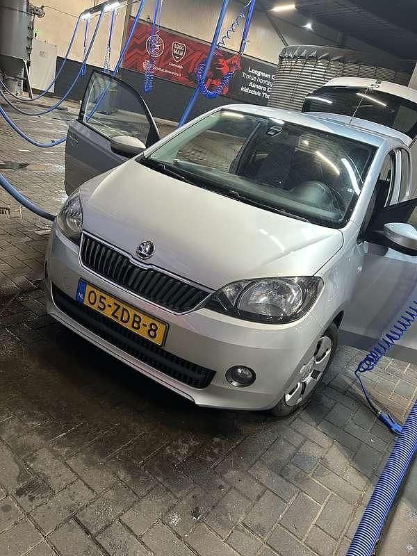 Zilver Gebruikt 2013 Skoda Citigo Ambition Hatchback | € 3.999 (Eerlijke prijs) - Afbeelding 1/4