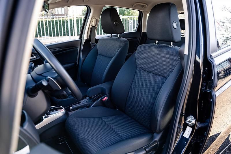 Occasion Honda Jazz Trend 102 PK (75 kW) 2019 Zwart Hatchback