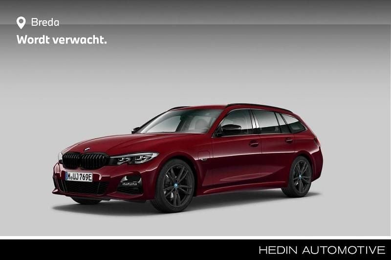 Rood Gebruikt 2022 BMW 330e M Sport Stationwagen | € 38.880 (Goede deal) - Afbeelding 1/3