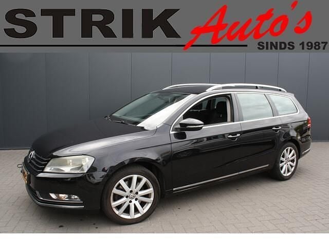 Zwart Gebruikt 2011 VW Passat Comfortline Stationwagen | € 2.849 (Super prijs) - Afbeelding 1/4