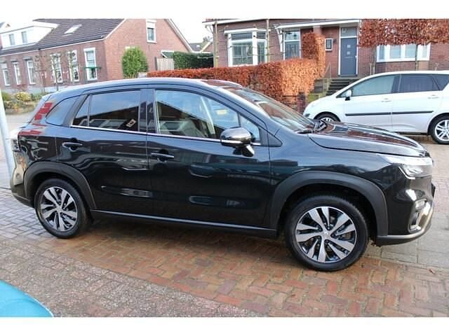 Occasion Suzuki SX4 Style 129 PK (94 kW) 2022 Zwart (metallic) Hatchback