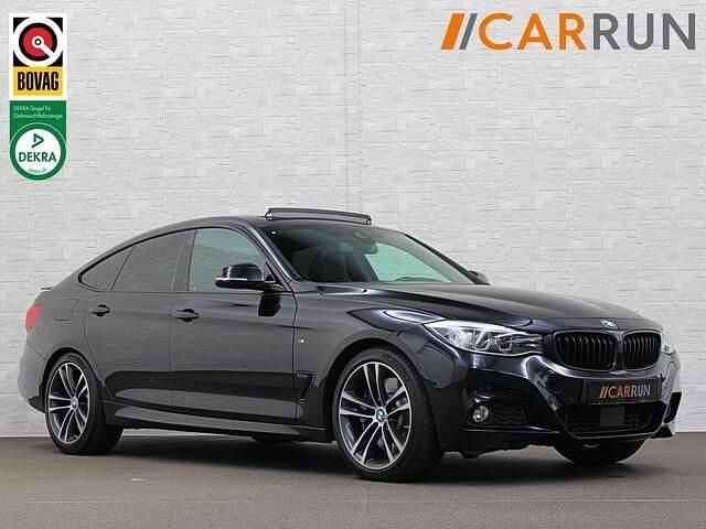 Zwart (metallic) Occasion 2015 BMW 335 M Sport Hatchback | € 23.900 (Eerlijke prijs) - Afbeelding 1/4