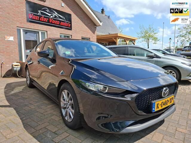 Zwart Gebruikt 2021 Mazda 3 Comfort Hatchback | € 19.800 (Goede deal) - Afbeelding 1/4