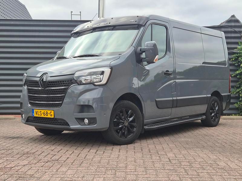 Grijs Gebruikt 2021 Renault Master T28 MPV | € 25.800 - Afbeelding 1/4