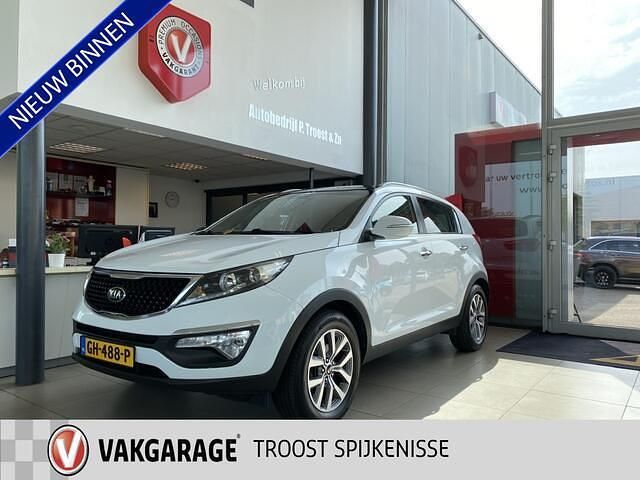 Wit Gebruikt 2015 Kia Sportage SUV | € 14.950 (Iets duurder) - Afbeelding 1/4