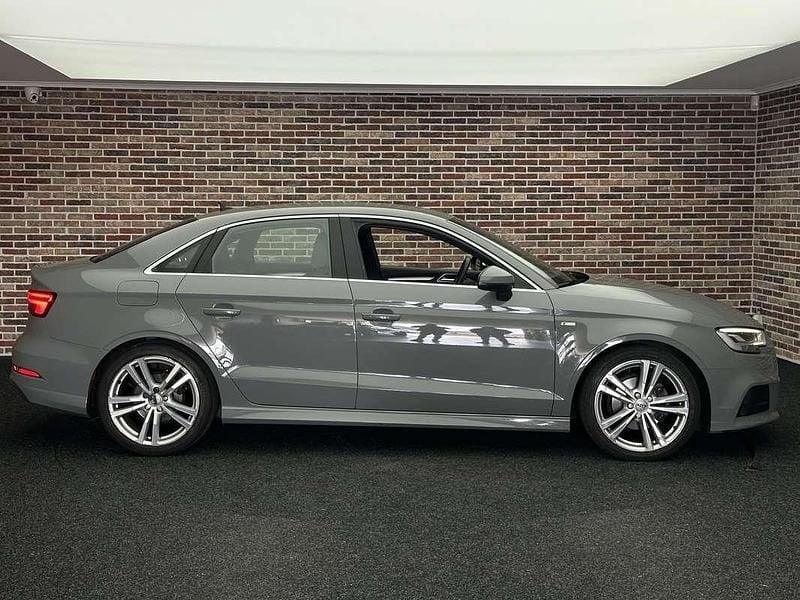 Occasion Audi A3 S-Line 116 PK (85 kW) 2019 Grijs Sedan