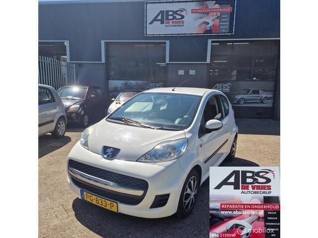 Wit Gebruikt 2011 Peugeot 107 Hatchback | € 2.299 (Goede deal) - Afbeelding 1/4