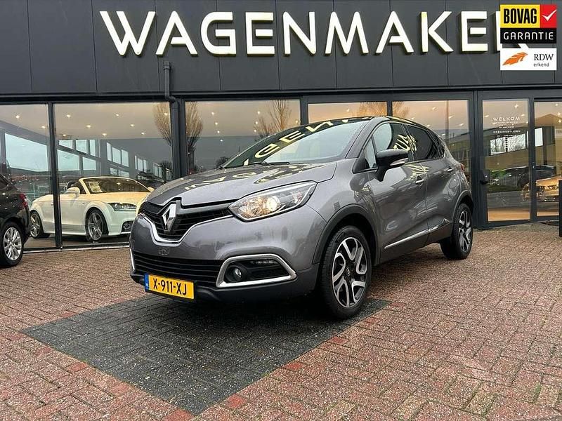 Grijs (metallic) Gebruikt 2017 Renault Captur Dynamique SUV | € 10.450 (Goede deal) - Afbeelding 1/4
