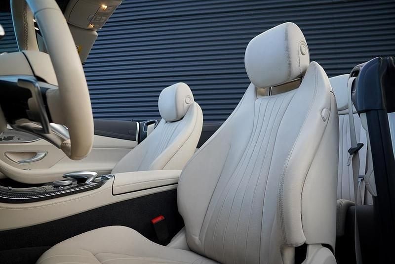 Occasion Mercedes E300 AMG line 2025 Wit Cabriolet