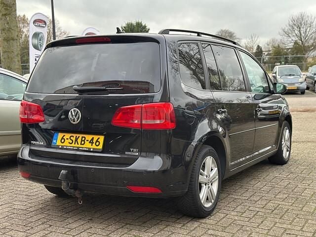 Occasion VW Touran Trendline 105 PK (77 kW) 2013 Zwart (metallic) MPV
